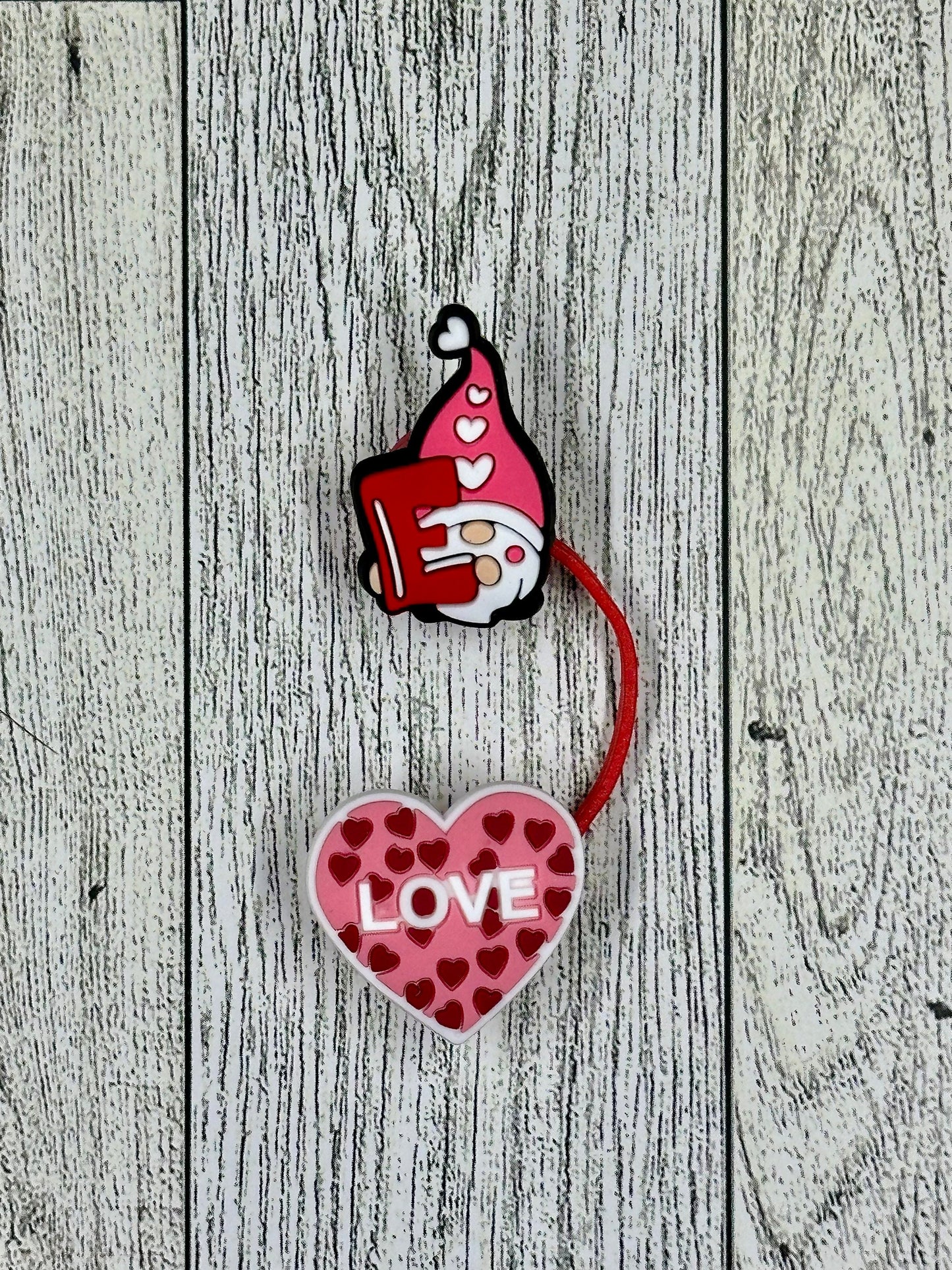 Valentine Straw Toppers with Two Focal Points