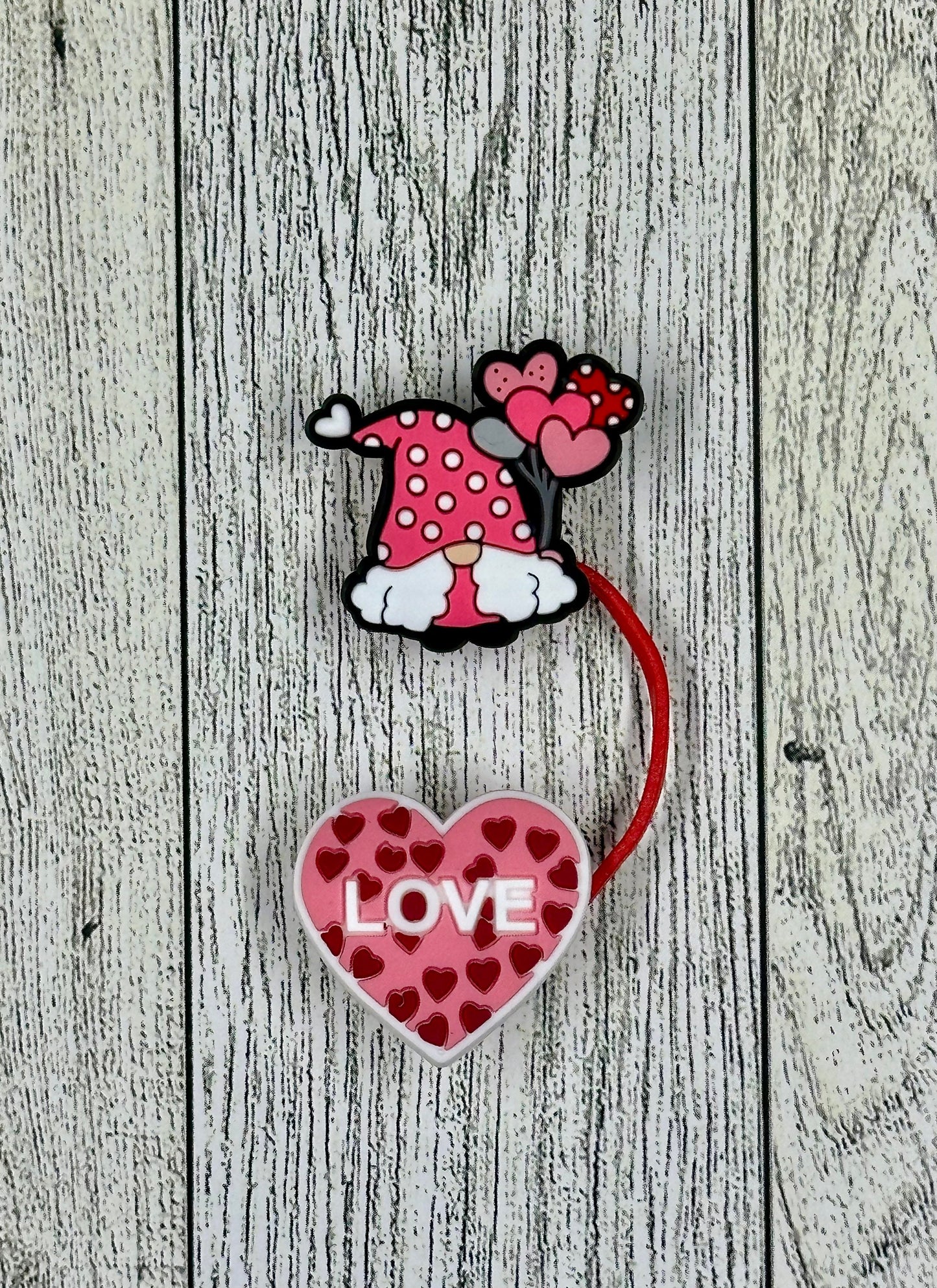 Valentine Straw Toppers with Two Focal Points