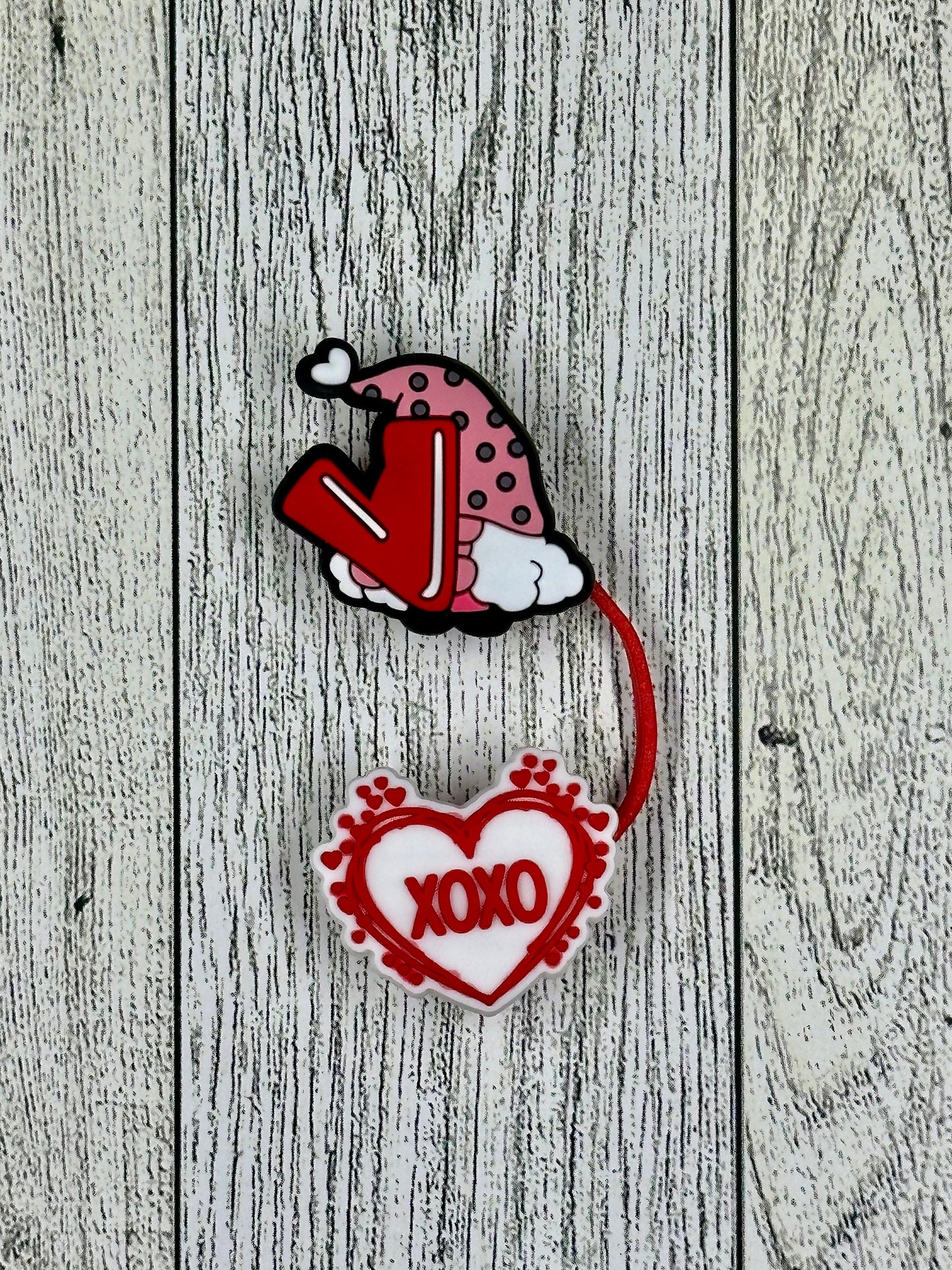 Valentine Straw Toppers with Two Focal Points