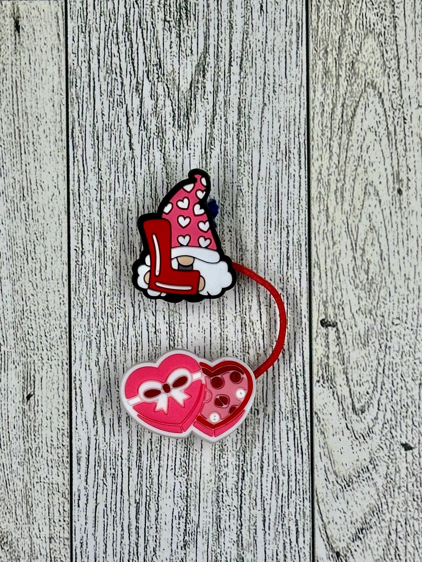 Valentine Straw Toppers with Two Focal Points