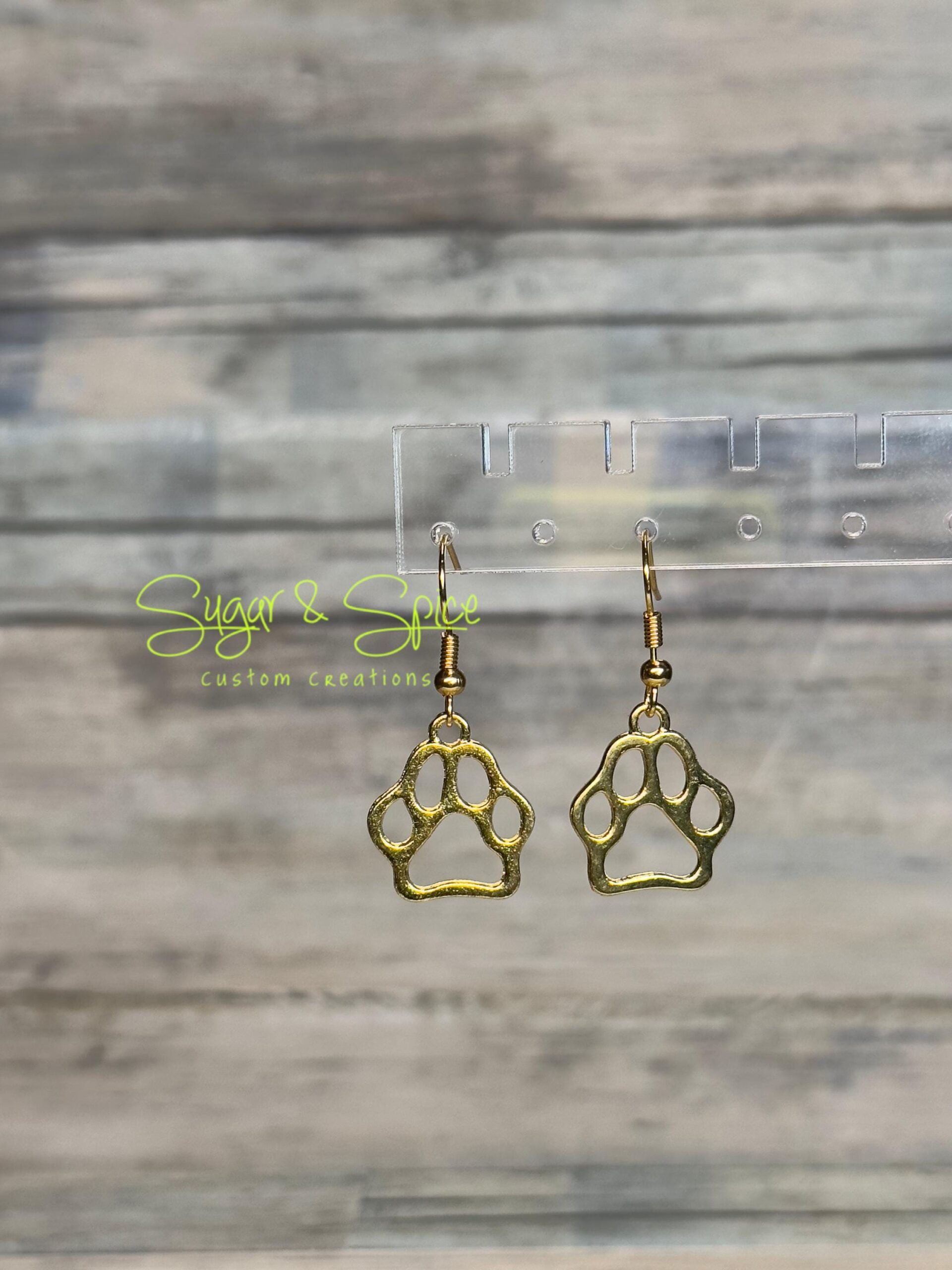 Hollow Paw Print Earrings - Image 2