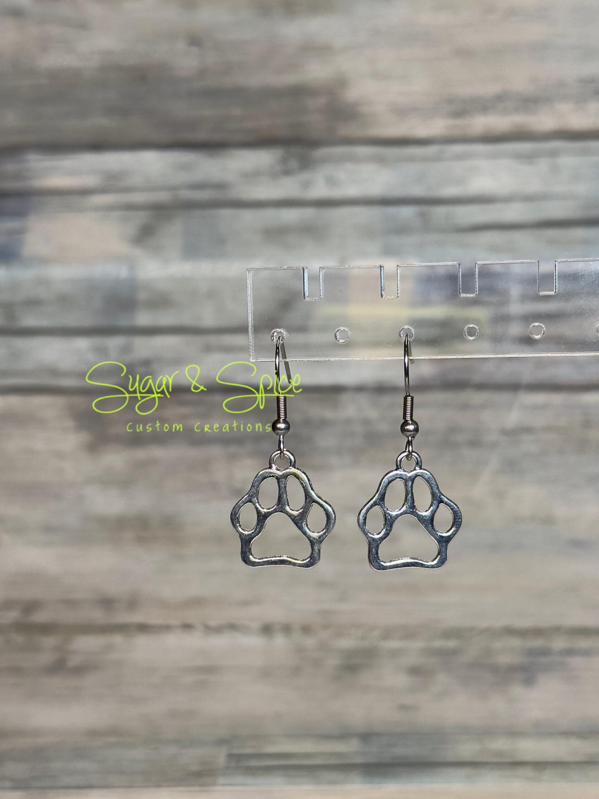 Hollow Paw Print Earrings