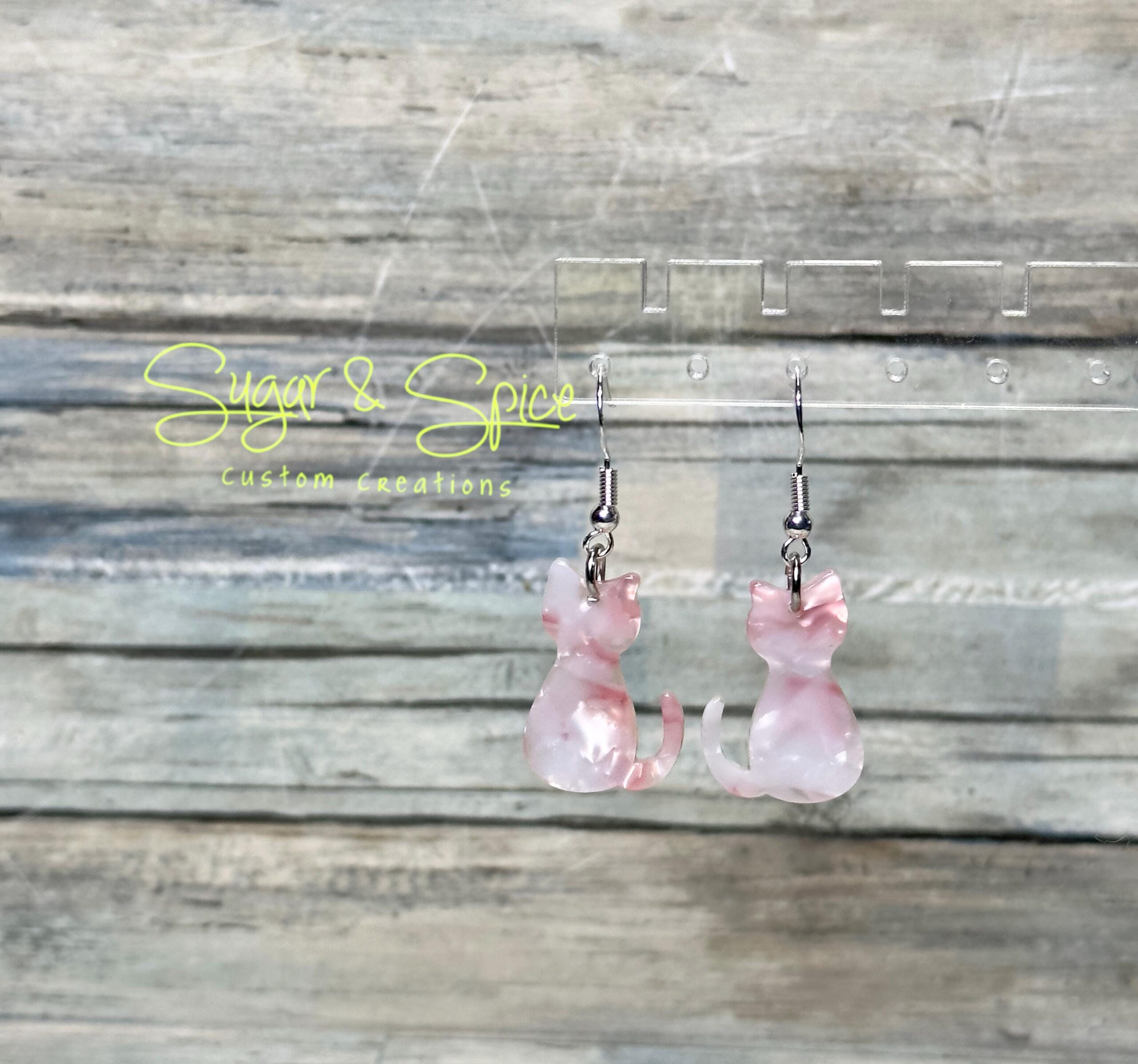 Resin Cat Earrings - Image 4