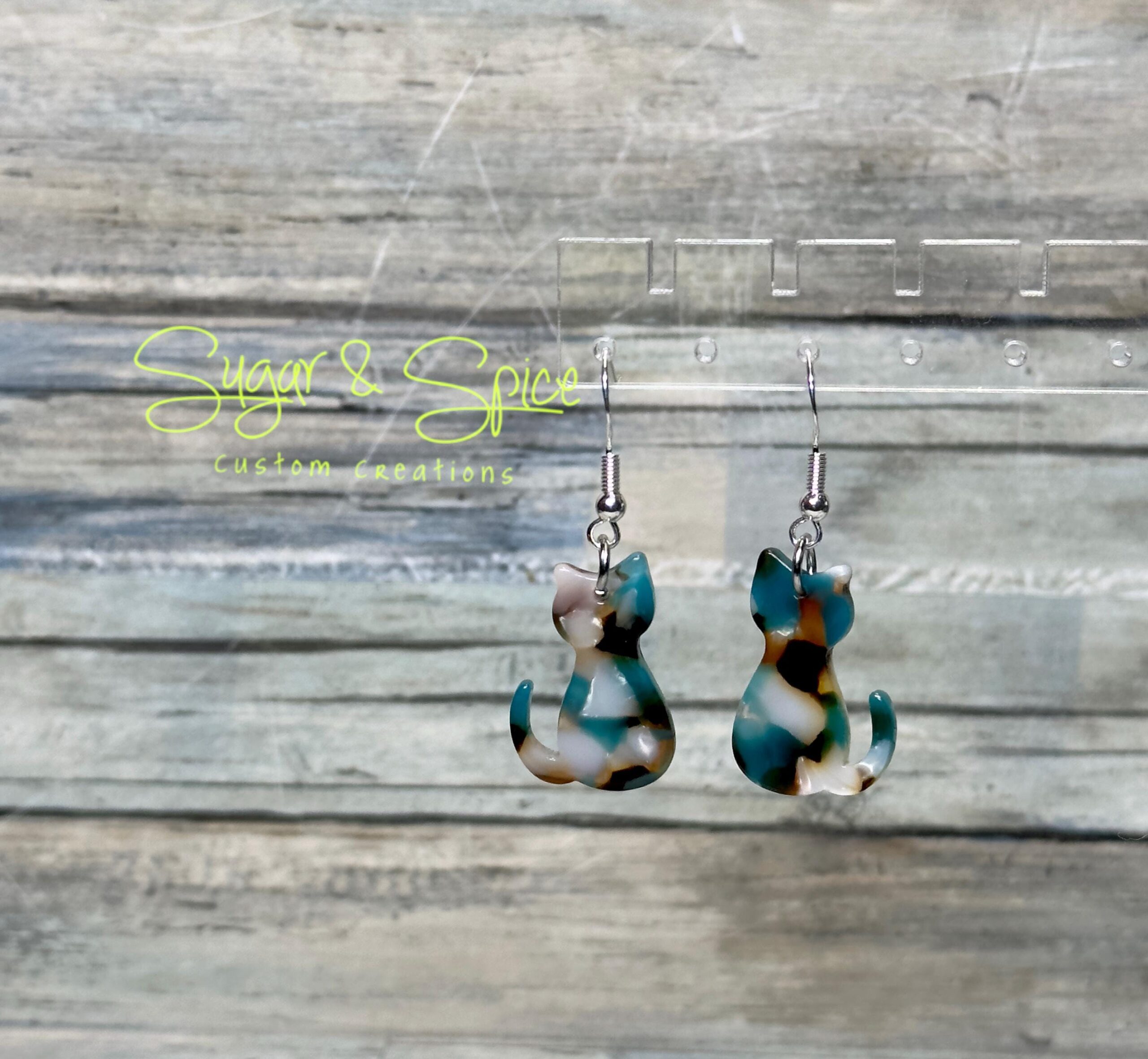 Resin Cat Earrings - Image 10