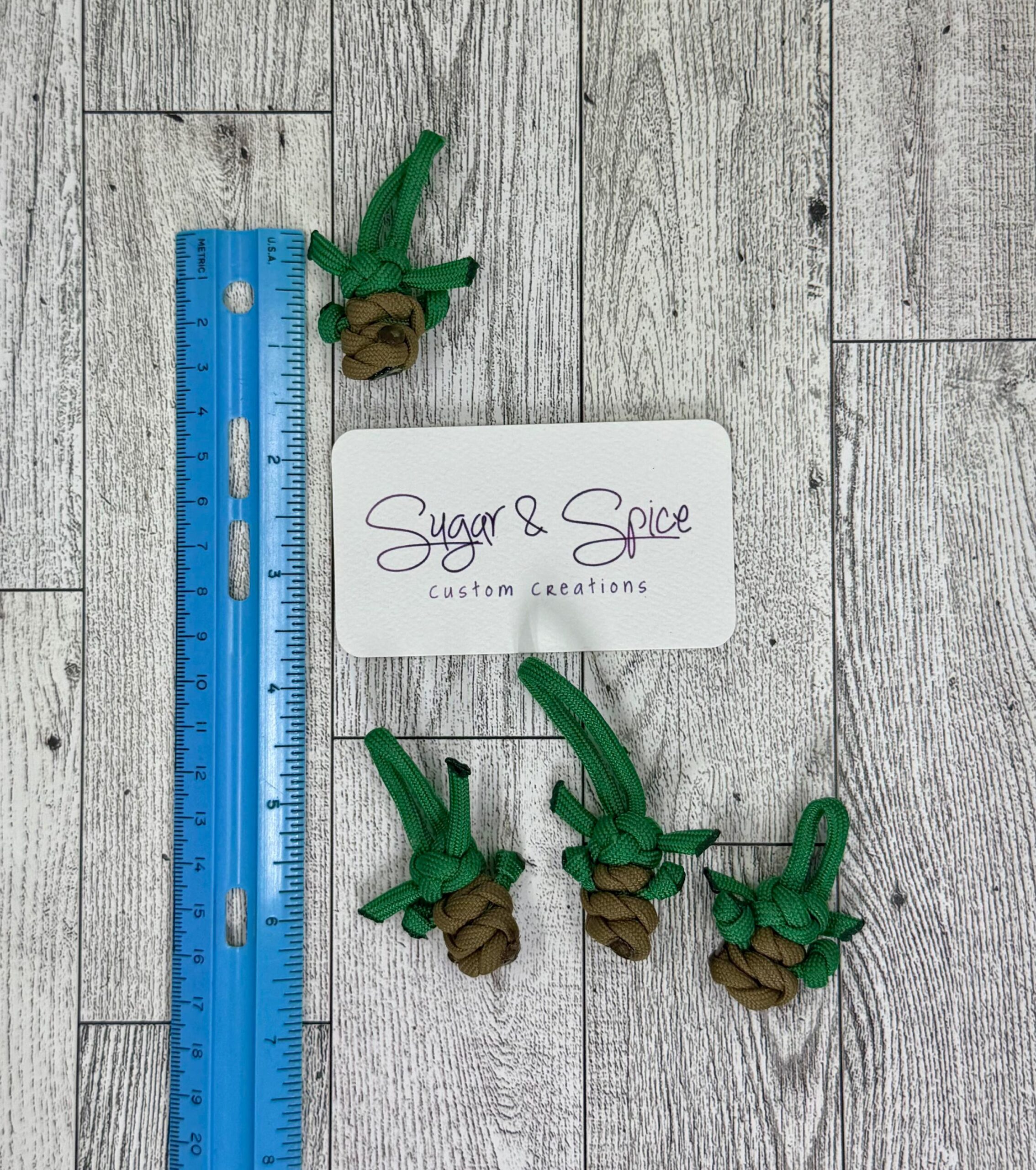 Baby Yoda Para Cord Keychain