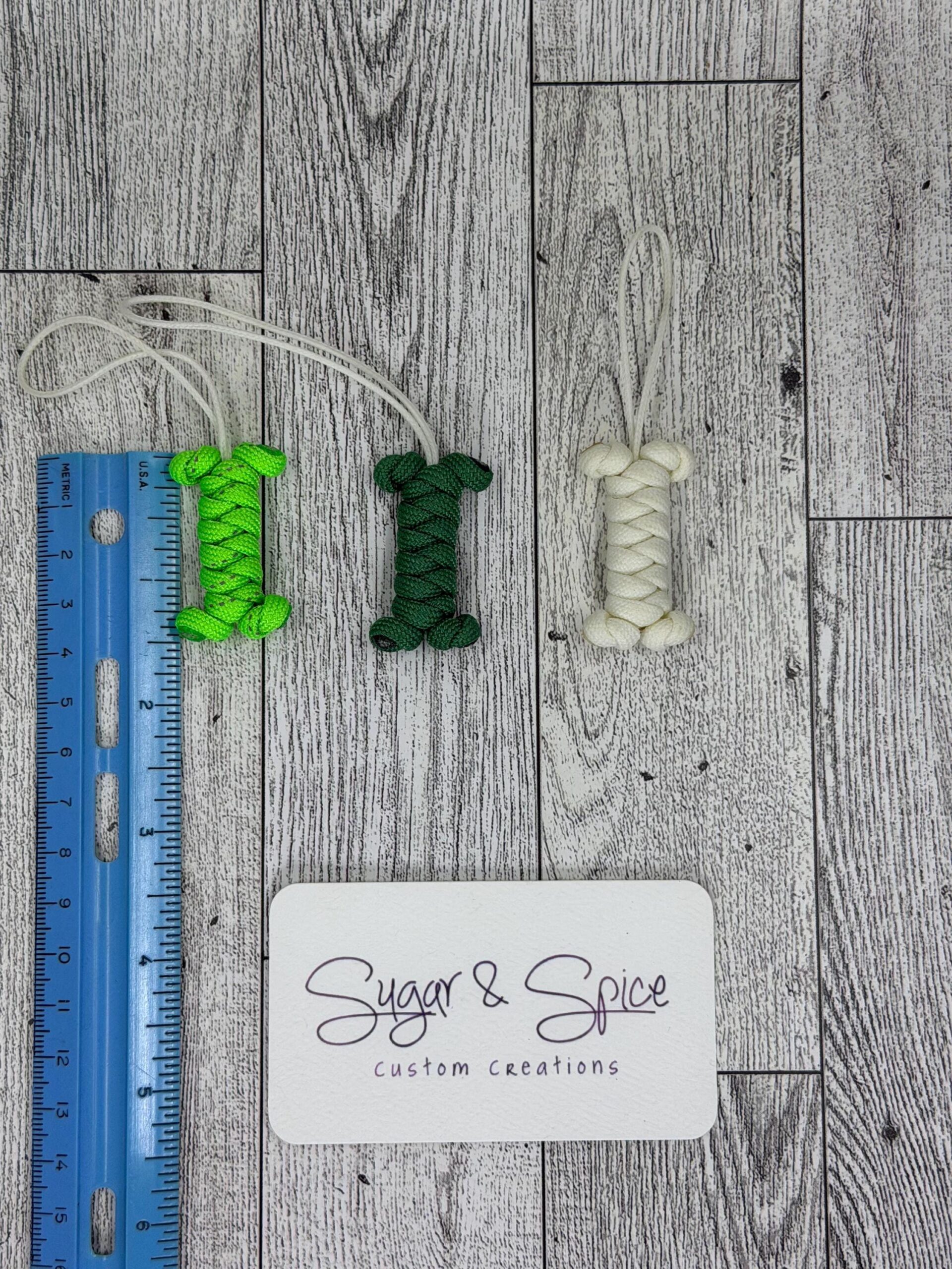 Paracord "Dog Bone" Keychain - Image 2